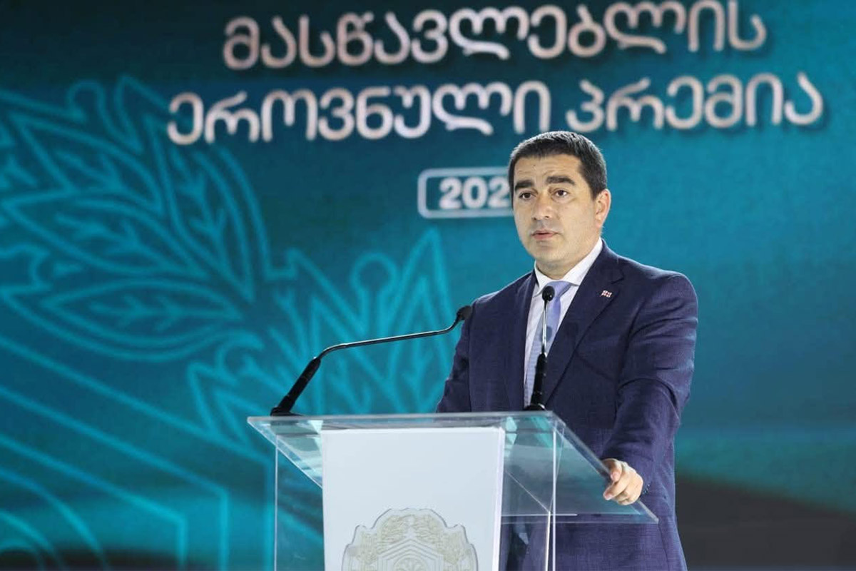 შალვა პაპუაშვილი – ჩვენ შეგვიძლია, ავაშენოთ თანამედროვე სკოლები, შევქმნათ ახალი პროგრამები, მაგრამ საბოლოოდ, განათლების ხარისხს განსაზღვრავს ის ადამიანი, რომელიც კლასში შედის