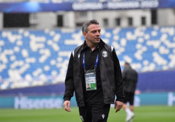 ,,ჩვენ აუცილებლად გამოვალთ ამ სიტუაციიდან''- რამაზ სვანაძე ფეხბურთის გულშემატკივრებს მიმართავს