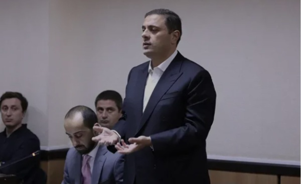 1 მილიონი ჯარიმა, მილიონობით ლარის ქონების ჩამორთმევა და საპროცესო შეთანხმება - რომეო მიქაუტაძემ ბრალი აღიარა