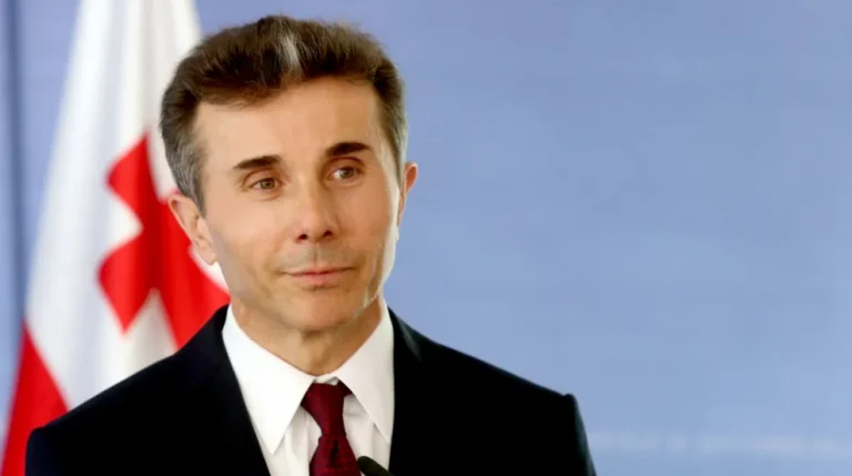 "მირჩევნია, ჩემი და შვეიცარიული ბანკის ურთიერთობა ჩემ პირად პრობლემად დავტოვო და საზოგადოებას თავს არ მოვახვიო"- ბიძინა ივანიშვილი