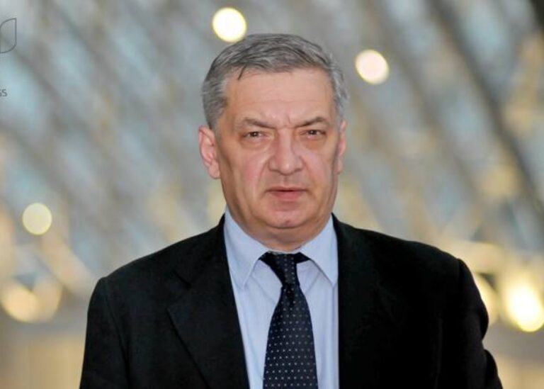 "8 აგვისტო წერია რუსეთის ჯარების შემოსვლად თქვენი პრეზიდენტის ბრძანებულებაში,რომელიც 9 აგვისტოს გამოქვეყნდა"- ვოლსკი