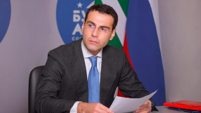 "აფხაზეთში იზრდება მოხალისეების რიცხვი, რომლებიც უკრაინის სპეცოპერაციაში მონაწილეობის მისაღებად რესპუბლიკას ტოვებენ"-ინალ არძინბა