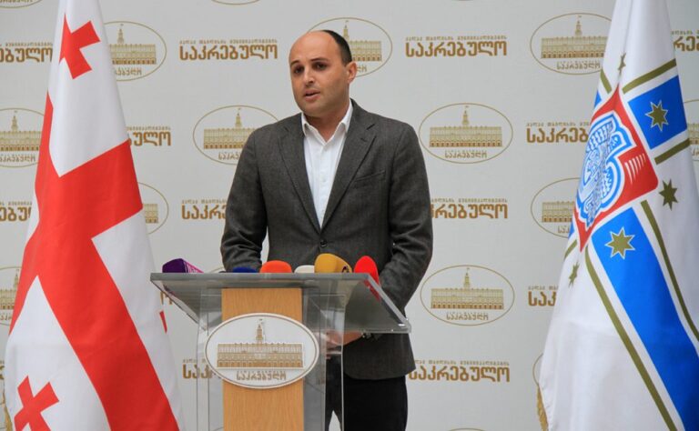 "ოფიციალურად ვარეგისტრირებთ ლევან ხაბეიშვილის კანდიდატურას, დარწმუნებული ვარ, „ნაციონალური მოძრაობის“ თავმჯდომარე გახდება"-ირაკლი ნადირაძე