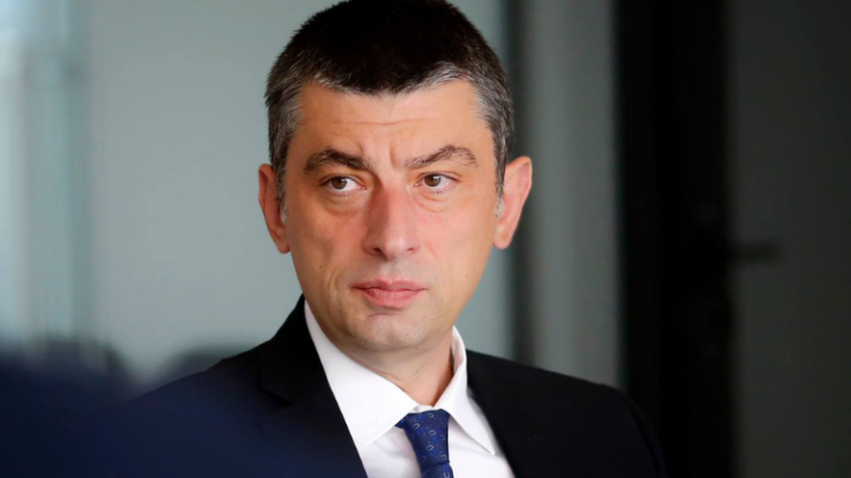 "ორი ერთმანეთზე გადამტერებული კაცის ტყვეობაშია ყველა"-გიორგი გახარია