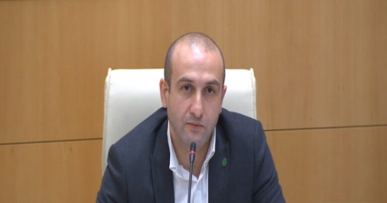 "იძახდე, მწამლავენო და ამ დროს ციხის საავადმყოფოში იყო, ეს დამაჯერებლად არ გამოიყურება"- იაგო ხვიჩია