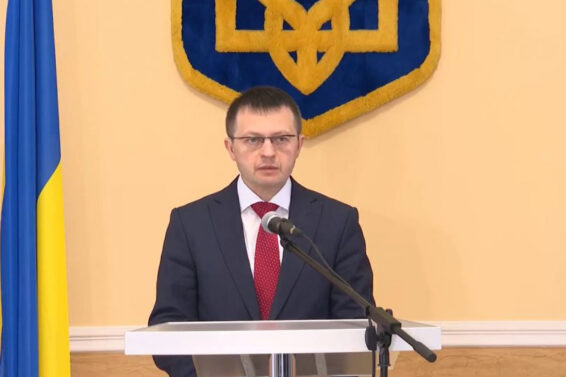 "უკრაინული დროშები, რომლებიც საქართველოში ქართული დროშის გვერდითაა აღმართული, არის სოლიდარობის დასტური"- ანდრეი კასიანოვი