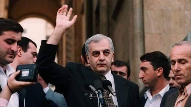 31 მარტი საქართველოს პირველი პრეზიდენტის ზვიად გამსახურდიას დაბადების დღეა
