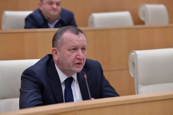 "ორნიშნა ეკონომიკა და წარმატება კი არა, ფიზიკურად ისე დავიცალეთ, უსისხლო ქვეყანა გავხდით და ერის განადგურების წინაშე ვდგავართ"- დავით ჭიჭინაძე