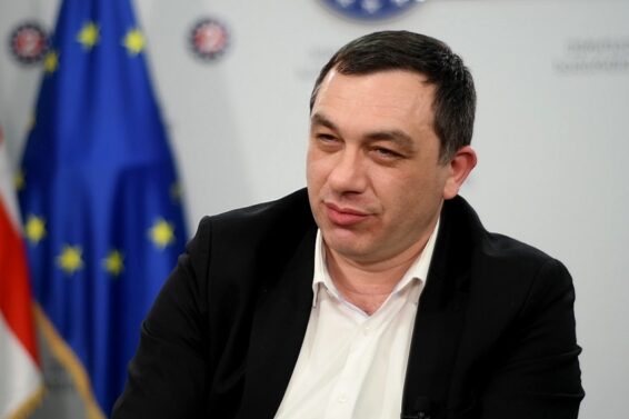 დასავლურ სანქციებს თავი რომ დავანებოთ , რატომ უნდა გვინდოდეს, რომ ჩვენი ქვეყნის მტრები შემოვიდნენ ჩვენს ქვეყანაში?! – ბოკერია კალაძეზე