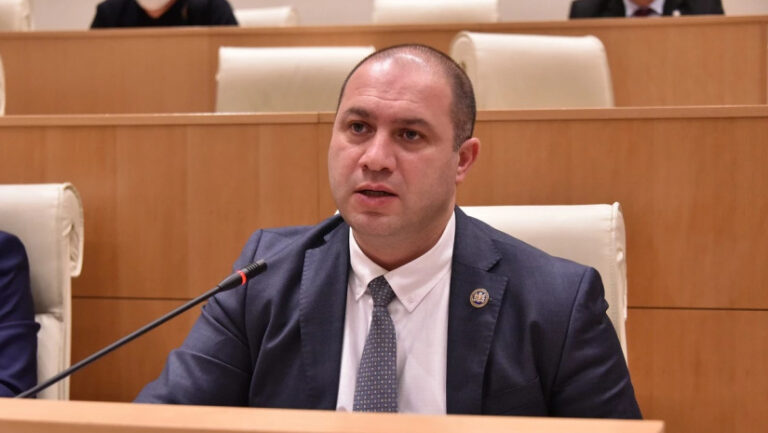 "პრეზიდენტმა თავმოყვარეობა გვერდზე გადადო“ – გივი მიქანაძე ნიკა გვარამიას შეწყალებაზე