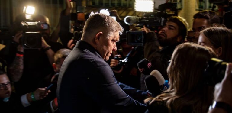 "რობერტ ფიცო – სლოვაკი პოპულისტი, რომელიც მკვდრეთით აღსდგა – იგი ნატოში და ევროკავშირში ახალი ვიქტორ ორბანი გახდება"-El Pais