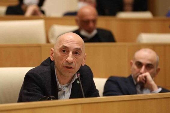 "მათხოვრების პარლამენტი გვაქვს რეალურად" – ვახტანგ მეგრელიშვილი