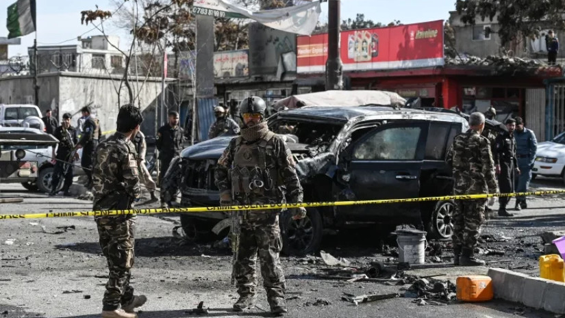ავღანეთის ქალაქ ყანდაარში თვითმკვლელმა ტერორისტმა ბანკის წინ თავი აიფეთქა