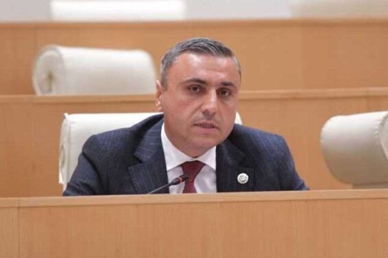 როგორც ჩანს, ოლიგარქი კეზერაშვილი საკუთარ პირობებს უყენებს რადიკალურ ოპოზიციას, ორგანიზაციების ხელმძღვანელებიც მასთან უნდა შეათანხმონ, ეს არის ვასალური დამოკიდებულება-მათიკაშვილი