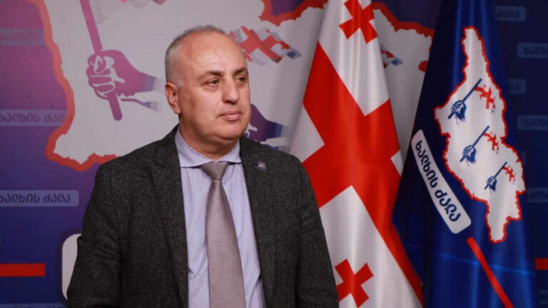 არ არსებობს იმაზე დიდი სიწმინდე, ვიდრე საკუთარი ოჯახია და არ არსებობს იმაზე ღირსეული ბრძოლა, ვიდრე ოჯახური ღირებულებების დაცვაა -დიმიტრი ხუნდაძე