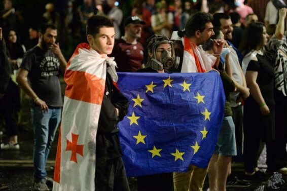 "კავკასია – დენთის კასრი: ევროპის აღმოსავლეთი თუ რუსეთის "უკანა ეზო" – მოსკოვის დიდი გავლენა საქართველოზე და სომხეთზე"