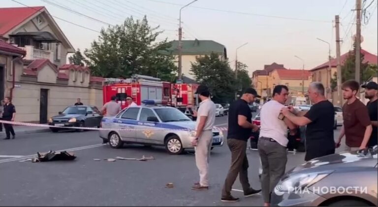 დაღესტანში შეიარაღებული პირების თავდასხმების შედეგად დაღუპულ სამართალდამცველთა რაოდენობა 15-მდე გაიზარდა