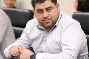 გივი ჩხარტიშვილი