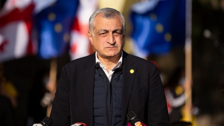 უახლოეს ხანში უნდა ველოდოთ საკმაოდ საინტერესო სიურპრიზებს „ქართული ოცნებისთვის“ და კერძოდ ბიძინა ივანიშვილისთვის – მამუკა ხაზარაძე