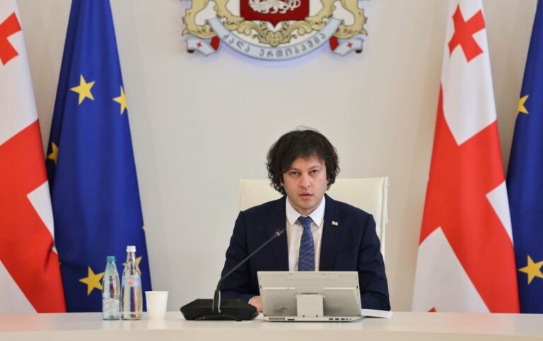 ჩვენ ვაგრძელებთ ტრადიციას და პარლამენტის თავმჯდომარესთან ერთად მივიღეთ გადაწყვეტილება მერაბ დვალიშვილის უმაღლეს სახელმწიფო ჯილდოზე წარდგენის შესახებ-პრემიერი