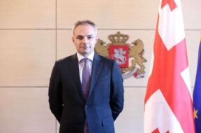 განათლების მინისტრი