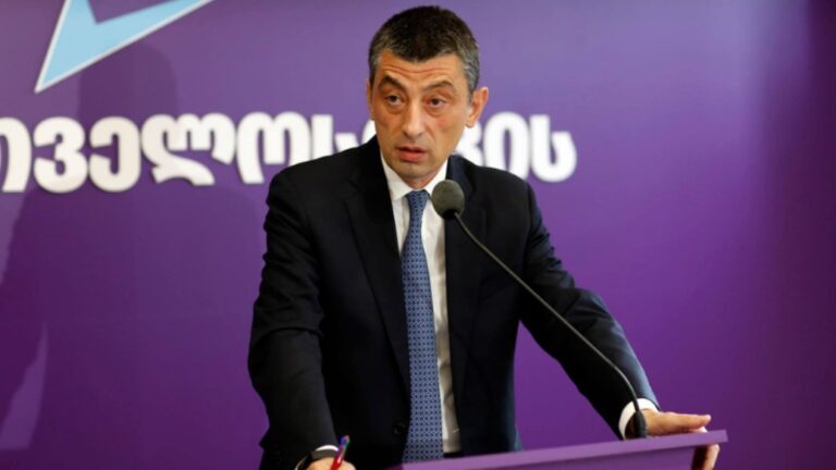 "ქართულმა ოცნებამ" საკანონმდებლო ცვლილებებით საჯარო მოხელე მძევლად აიყვანა, მივმართავ საჯარო სექტორის მოხელეებს, გააკეთეთ სწორი არჩევანი, ამოიღეთ ხმა -გიორგი გახარია