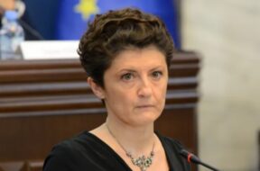 თეა წულუკიანი1