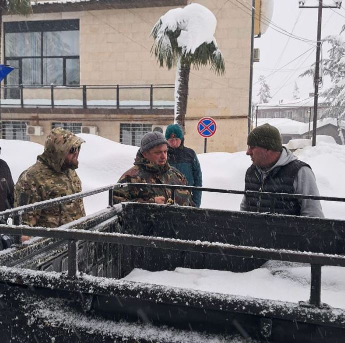 დასავლეთ საქართველოში სალიკვიდაციო სამუშაოებში მოხალისეთა ორგანიზაციაც  – “ახალგაზრდობა დავეტერანები ეროვნული თავდაცვისა და უსაფრთხოებისთვის ჩაერთო