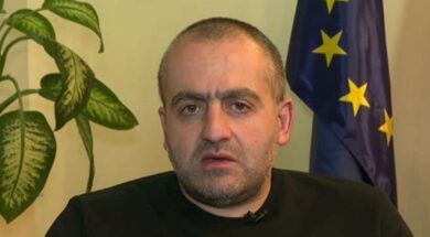 gamsakhurdia-2