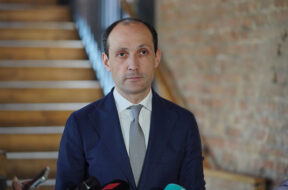 ლევან დავითაშვილი2
