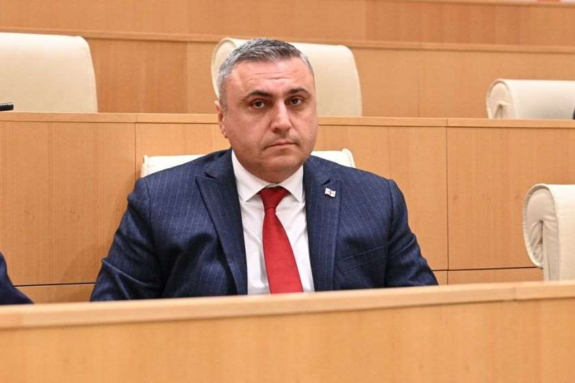 თუ არა ორმაგი სტანდარტი, რა შეიძლება ვუწოდოთ იმას, რომ ევროპელი ბიუროკრატები „ნაცმოძრაობის“ მიერ ჩადენილის გამომზეურების პროცესს ანტიდემოკრატიულს უწოდებს – დავით მათიკაშვილი