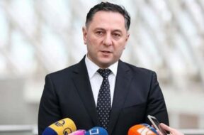 გომელაური