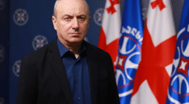 სააკაშვილმა 2011 წლის 26 მაისის აღლუმზე, ძალადობრივად დაშლილი აქციისა და სისხლის ფონზე, დააჯილდოვა ის ადამიანები, რომლებიც დღეს ვითომ რაიმე ტიპის პროცესებს აპროტესტებენ – გურამ მაჭარაშვილი