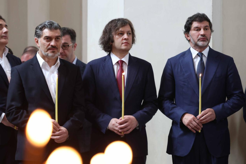 მიხეილ ყაველაშვილი ღვთისმშობლის წილხვდომილობისა და ანდრია პირველწოდებულის ხსენების დღესთან დაკავშირებით საზეიმო წირვას დაესწრო