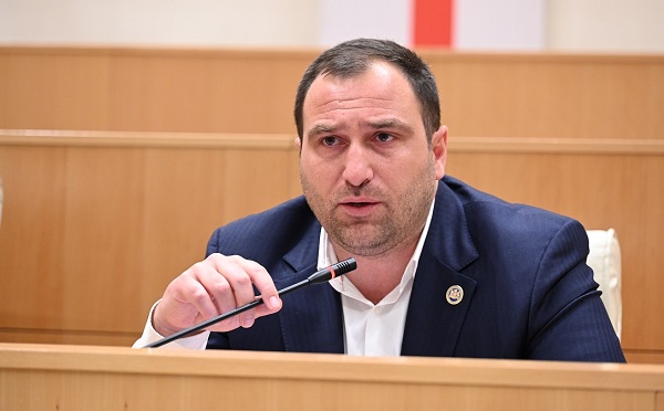 მიმდინარეობს აქაური აგენტურის დივერსიფიცირება, ზოგი გირაოს იხდის, ზოგს დავალება აქვს, არ გადაიხადოს, ცდილობენ, ამ საკითხით პოლიტიკური ამინდი შექმნან განულებულ ველზე -ირაკლი კირცხალია