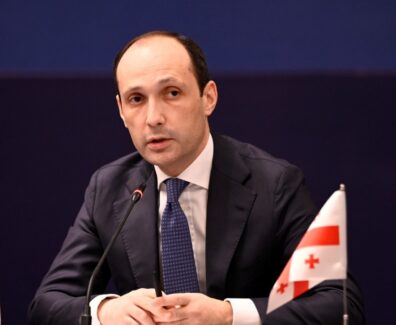 ლევან დავითაშვილი1