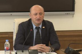 ლორთქიფანიძე