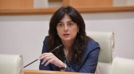 ერთადერთი გზა, რომელიც შესაძლებელია, განვიხილოთ იმისთვის, რომ გადაიტვირთოს ურთიერთობები ევროკავშირთან, არის მეგობრული და თანასწორი დამოკიდებულება ჩვენი ერის მიმართ-მაია ბითაძე