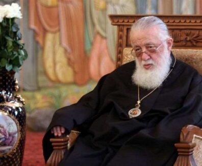 patriarqi-ilia-meore-savardzelshi-tetr-var