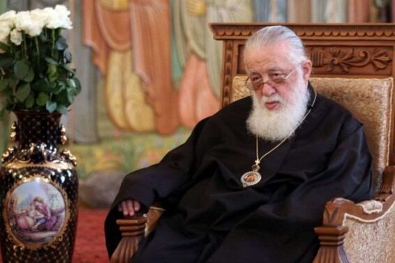 დღეს, როდესაც მსოფლიო არაერთი ურთულესი გამოწვევის წინაშეა, 80 წლის წინ გაღებულმა უდიდესმა მსხვერპლმა და განსაცდელმა ყველას კიდევ ერთხელ უნდა შეახსენოს მშვიდობისათვის ზრუნვის აუცილებლობა – პატრიარქი