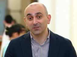 სანდრო