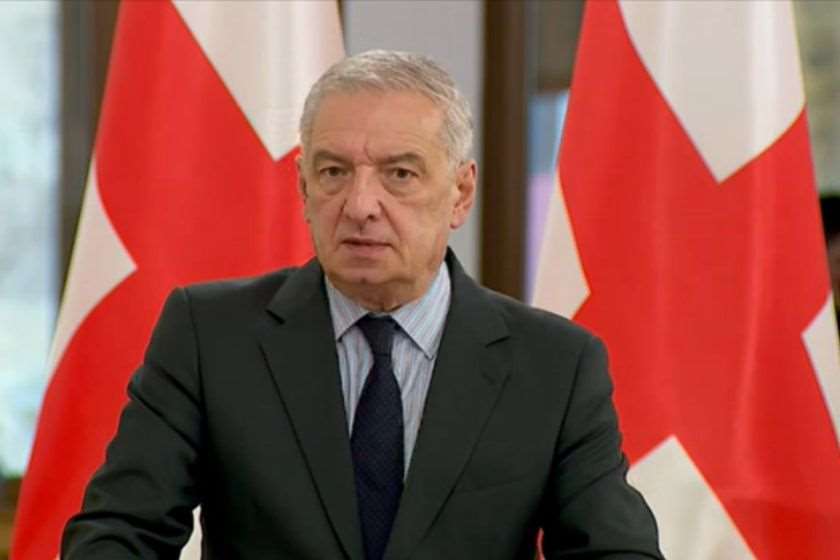 ხალხის მიმართ მილოცვა არის მიღებული ფორმა, მაგრამ მოახდინო ადრესატის განზრახ იგნორირება, ან მინიშნება გააკეთო, ამას პოლიტიკური მანიპულაცია ჰქვია – გიორგი ვოლსკი