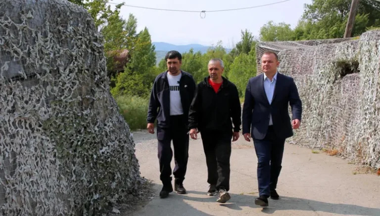 რუსეთის საოკუპაციო ძალების მიერ, სოფელ ფლავისმანის მიმდებარედ ოკუპირებულ ტერიტორიაზე უკანონოდ დაკავებული ძმები – ტარიელ და ლეონიდე თენაძეები უკანონო პატიმრობიდან გათავისუფლდნენ