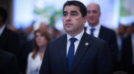 გახარიას შეუძლია არჩევანი გააკეთოს: ირჩევს კონსტიტუციას, თუ პირად გეგმებს საზღვარგარეთ – შალვა პაპუაშვილი