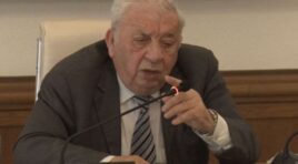 ჯერ კიდევ 20-იან წლებში, როცა ჯავახიშვილი მოიშორეს, მოიყვანეს ვინმე ღლონტი და მერე დაიწყო უნივერსიტეტის ნგრევა – გიორგი გოგოლაშვილი