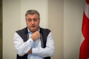კკ
