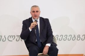 ლაშა