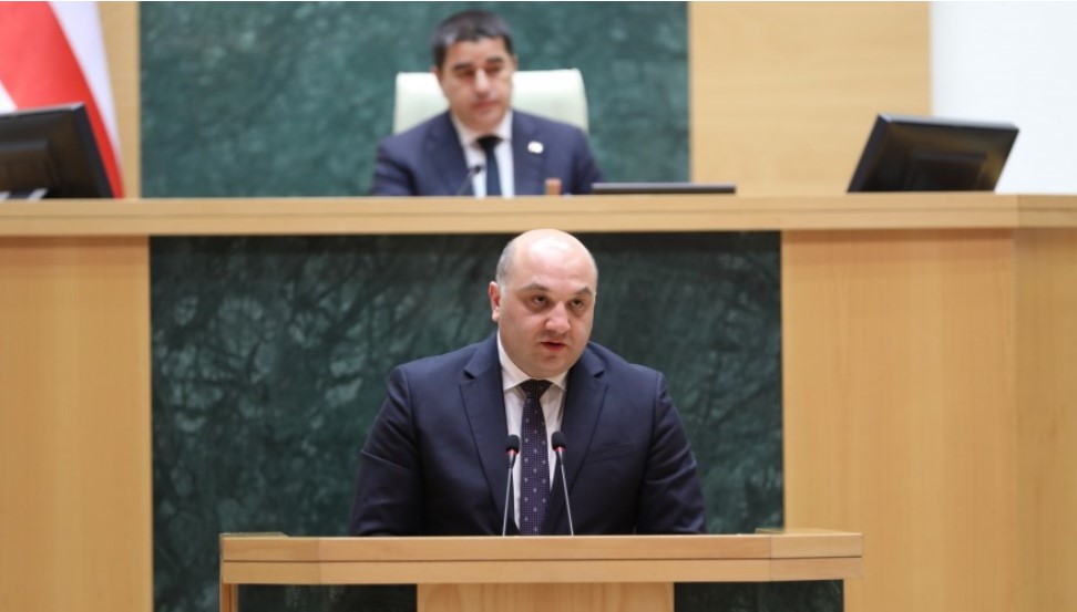 უკანონო მიგრაციის წინააღმდეგ საკანონმდებლო ცვლილებათა პაკეტს პარლამენტმა მესამე მოსმენით მხარი დაუჭირა