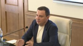 2010 წელს ფინანსურ პოლიციაში მეუბნებიან, რომ “რუსთავი 2-ზე” საეთერო დრო უნდა ვუყიდო გიორგი თარგამაძის პარტია “ქრისტიან-დემოკრატებს”, ეს დავალება მოვიდა დავით კირკიტაძის ძმისგან -ბიზნესმენი ვალერი  შოშიაშვილი
