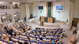 პარლამენტმა “უცხოელთა და მოქალაქეობის არმქონე პირთა სამართლებრივი მდგომარეობის შესახებ” კანონში ცვლილებას პირველი მოსმენით მხარი დაუჭირა